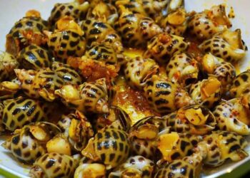 Ốc hương xào me siêu ngon