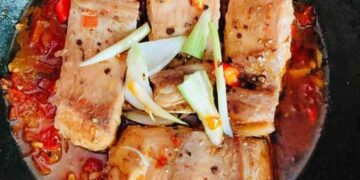 Cách nấu Cá Kiếm Sốt Cà Chua