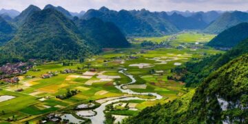 Đến Lạng Sơn ngắm nhìn khung cảnh núi non hùng vĩ,